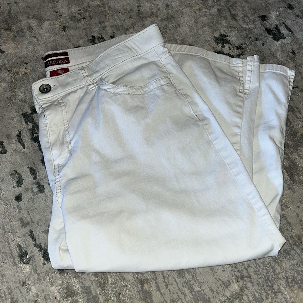 Merona Capri